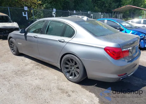 2010 BMW 750I xDrive z USA, uszkodzony, nr VIN WBAKC6C5XACL67642